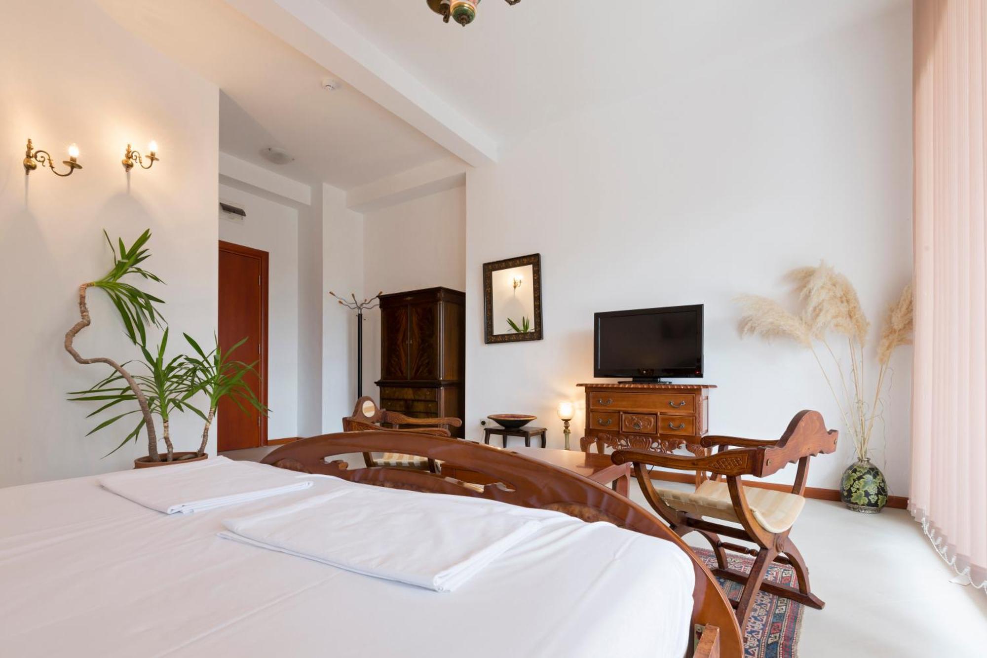 The Belgrade Hills Rooms And Suites Экстерьер фото