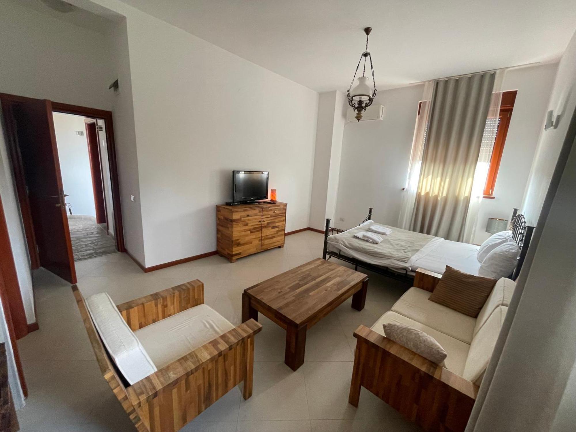 The Belgrade Hills Rooms And Suites Экстерьер фото