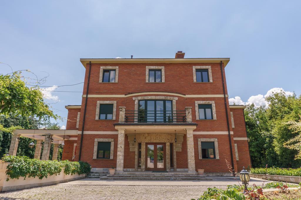 The Belgrade Hills Rooms And Suites Экстерьер фото