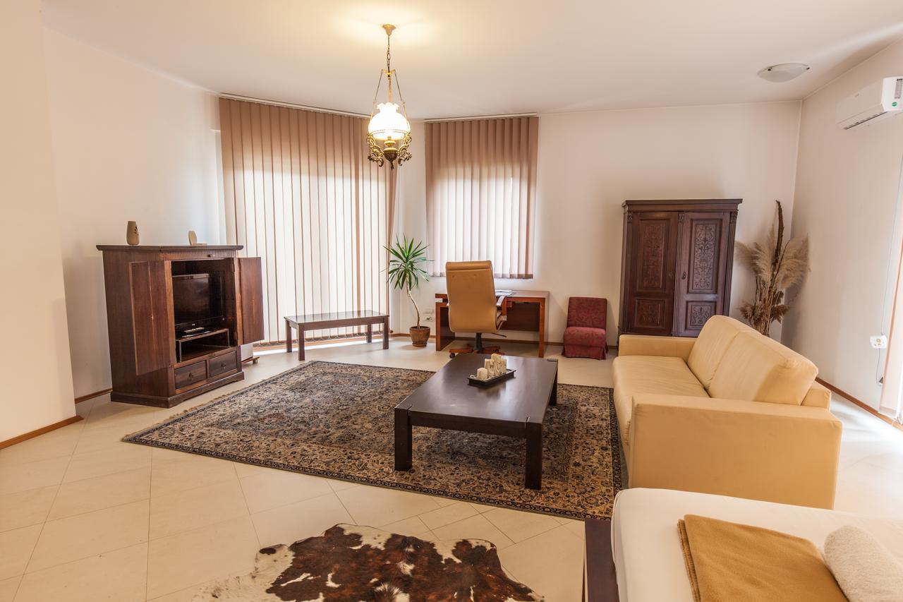 The Belgrade Hills Rooms And Suites Экстерьер фото